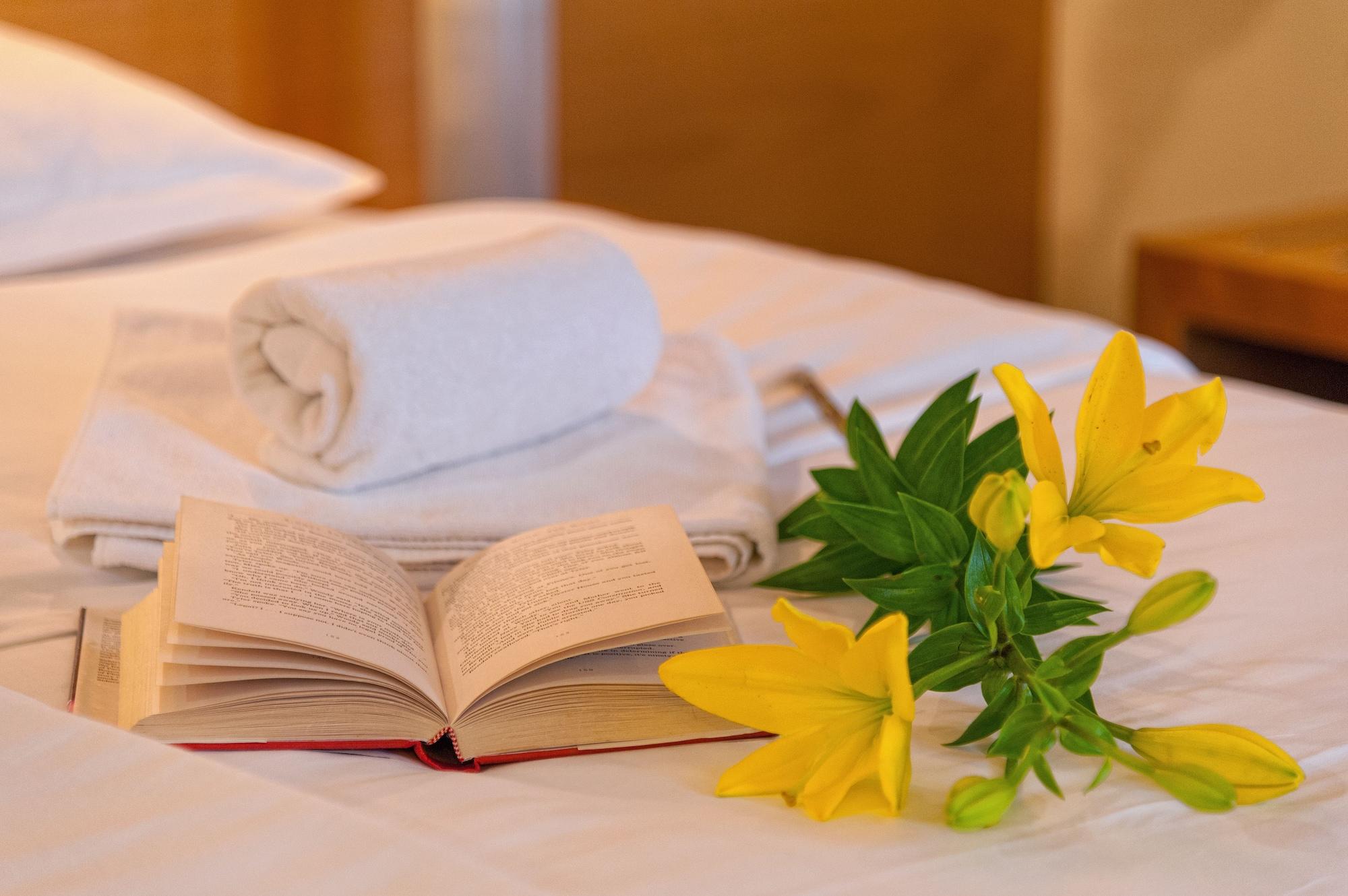 Hotel Saudade Gradac  Εξωτερικό φωτογραφία