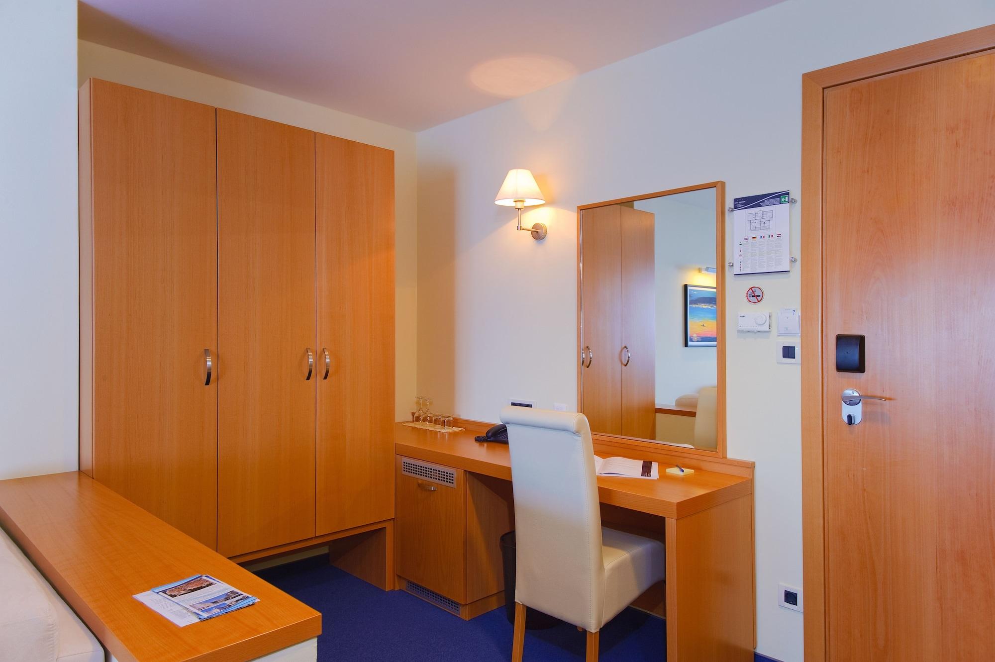 Hotel Saudade Gradac  Εξωτερικό φωτογραφία
