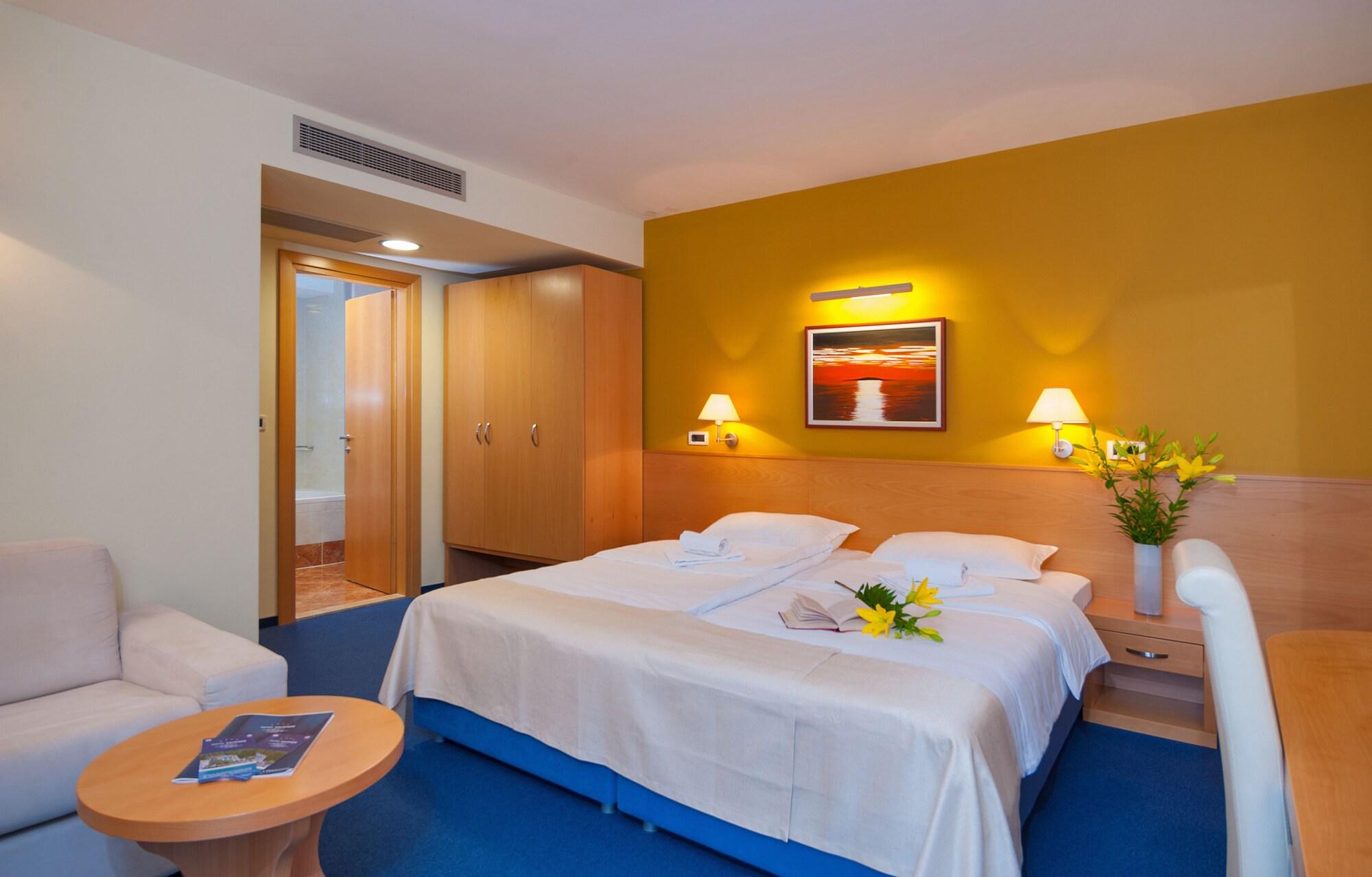Hotel Saudade Gradac  Εξωτερικό φωτογραφία