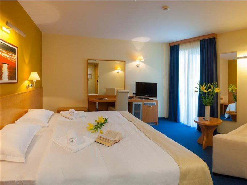 Hotel Saudade Gradac  Εξωτερικό φωτογραφία