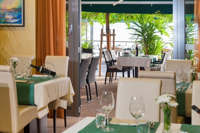 Hotel Saudade Gradac  Εξωτερικό φωτογραφία