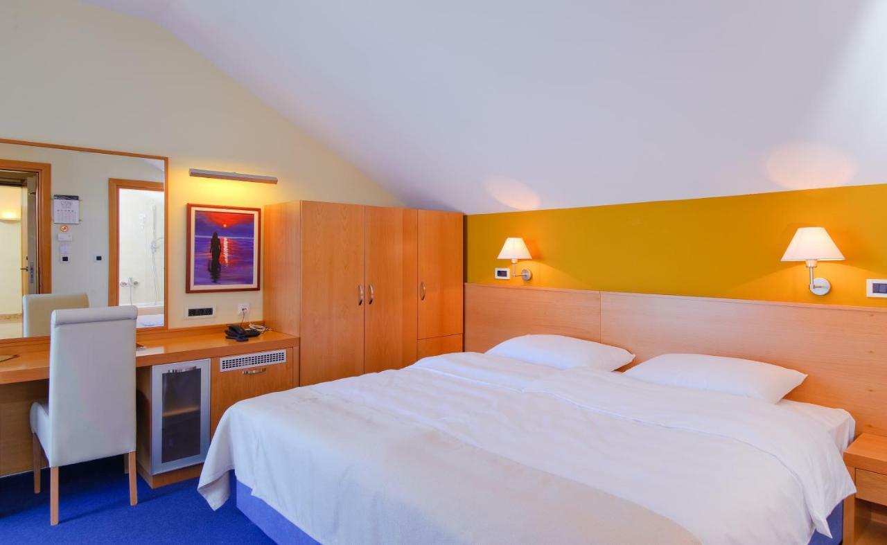 Hotel Saudade Gradac  Εξωτερικό φωτογραφία